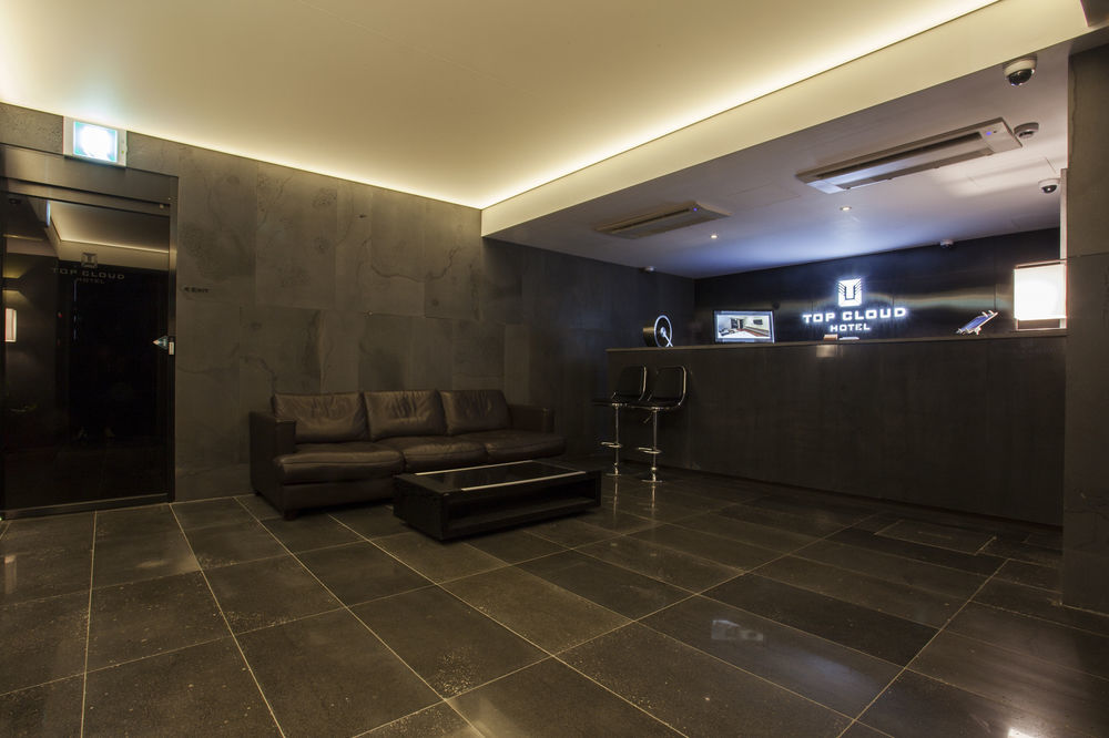 Suwon Top Cloud Hotel Buitenkant foto