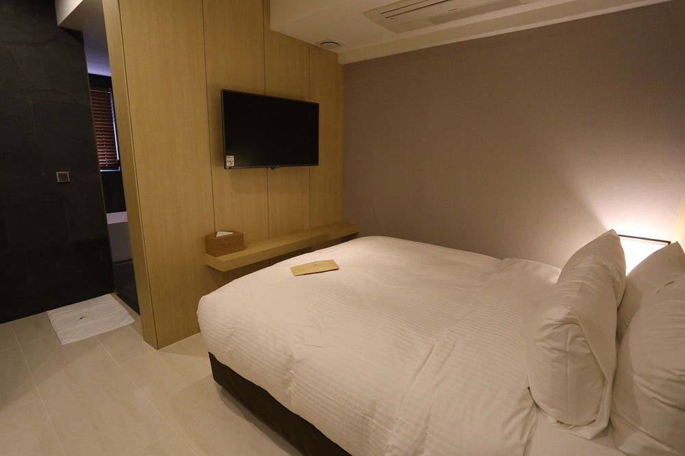Suwon Top Cloud Hotel Buitenkant foto